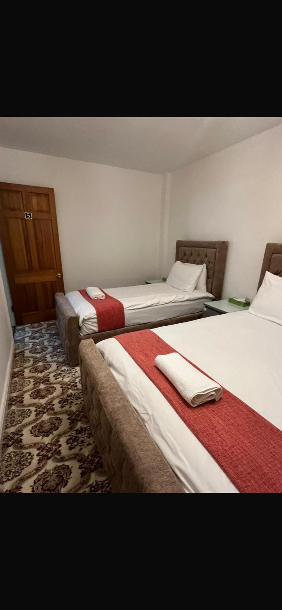 ברמינגהאם Unwind In Comfort At Cosy Caradus Your 4 Bedroom Home Sweet Home! מראה חיצוני תמונה